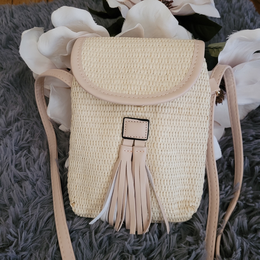 Stylish Cream Woven Crossbody Bag